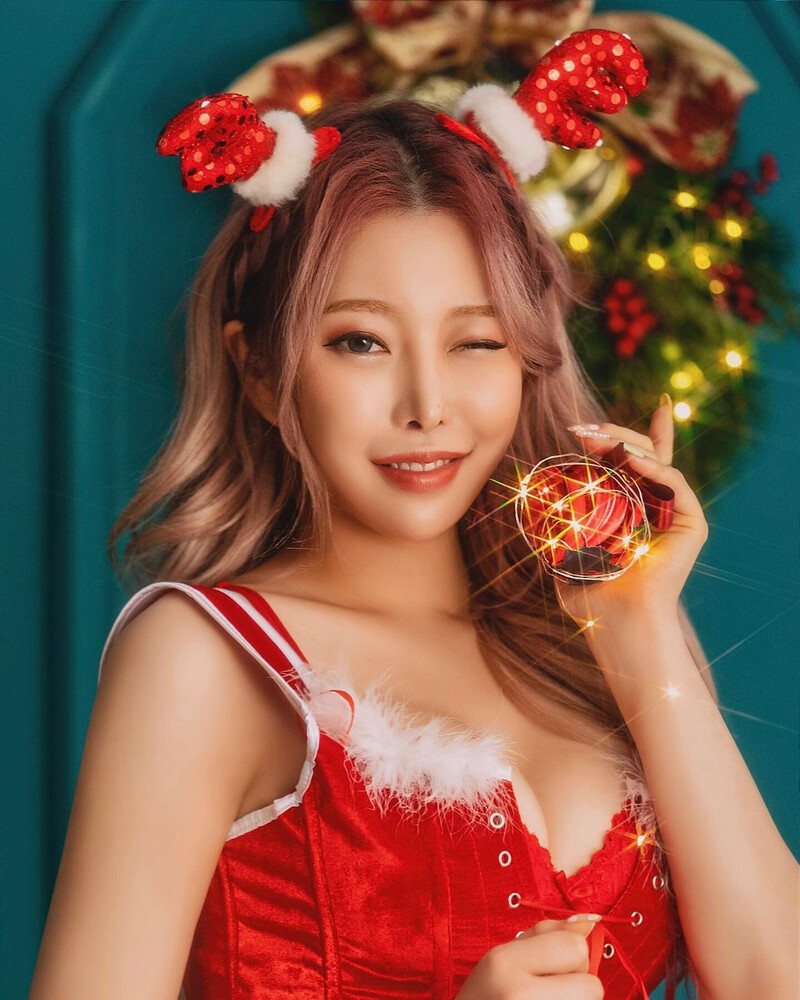 211225 LAYSHA 2021 Merry Christmas Facebook Update documents 6