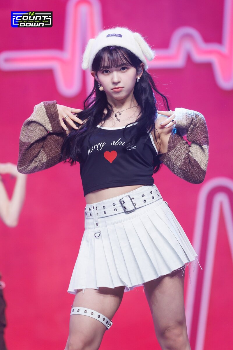 230413 Kep1er Mashiro - 'Giddy' & 'Back to the City' at M COUNTDOWN documents 1