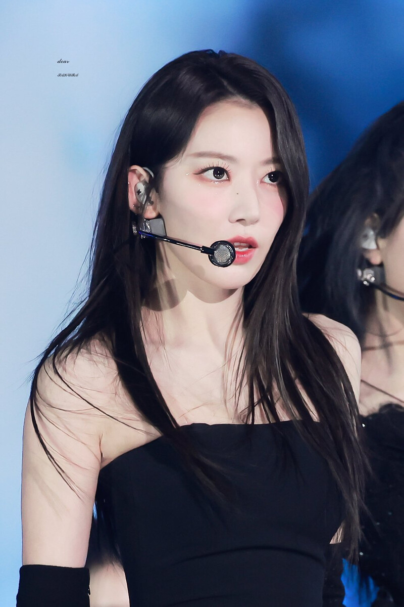 221224 LE SSERAFIM Sakura - SBS Gayo Daejeon | kpopping