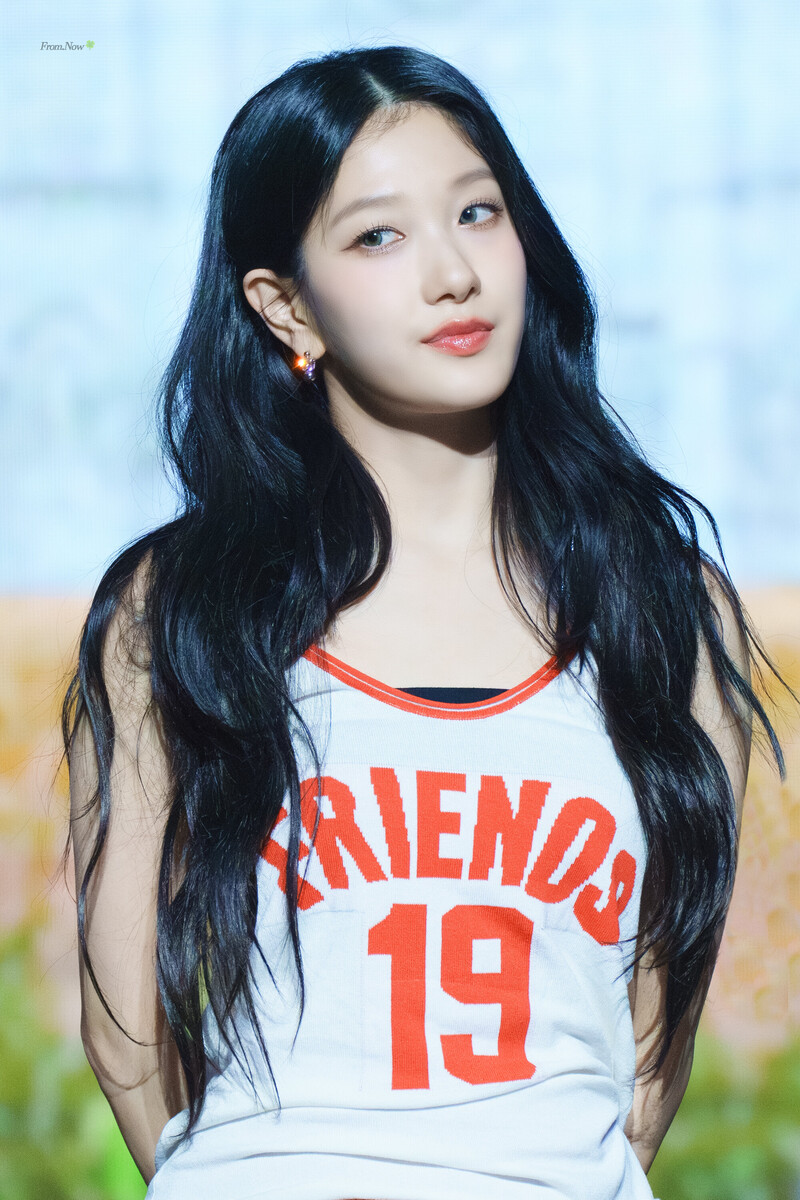 240518 fromis_9 Seoyeon - Spring Breeze Campus Festival documents 4