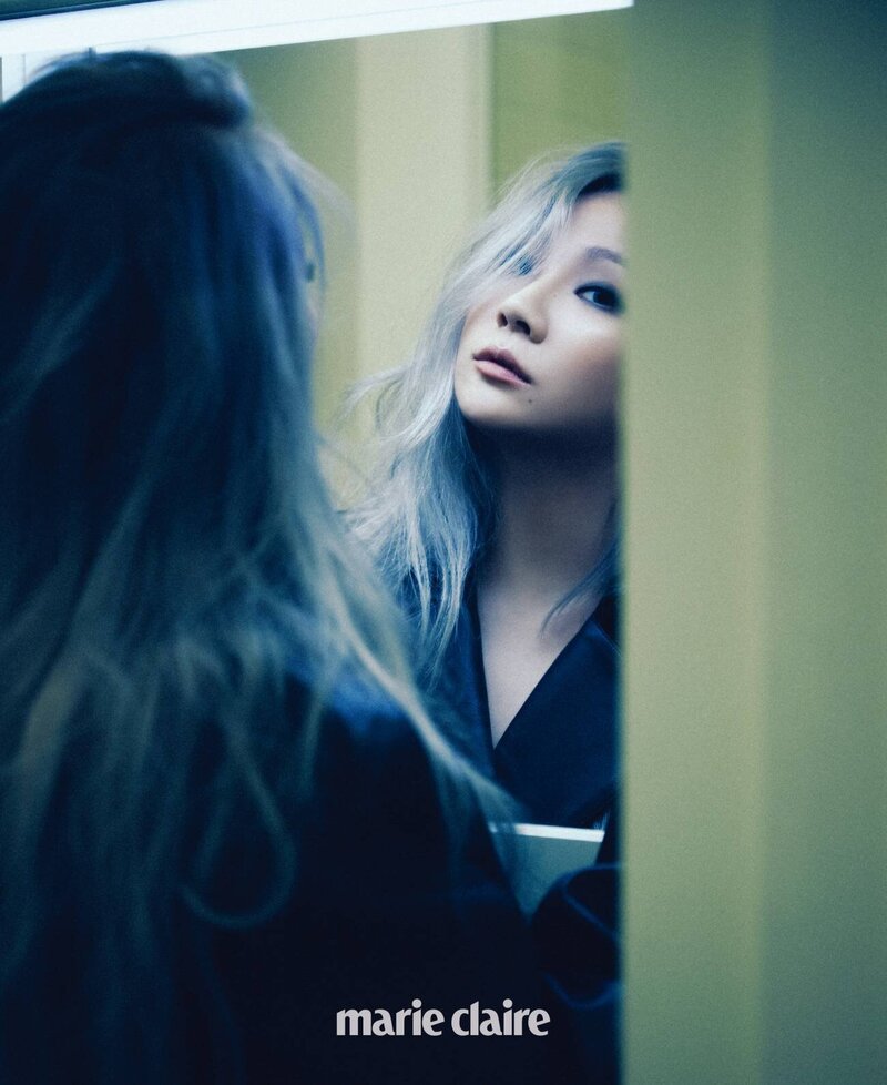 CL for Marie Claire Korea November 2022 Issue documents 2