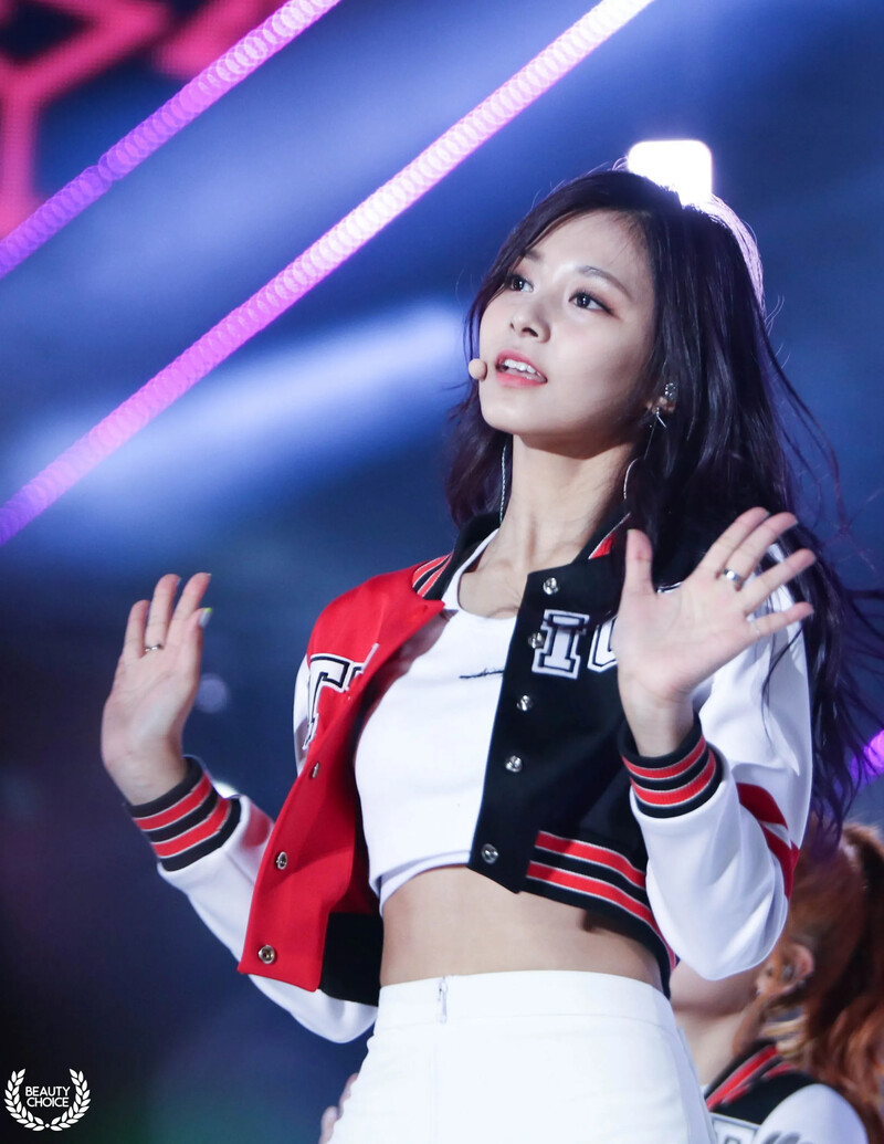 Tzuyu245.jpg