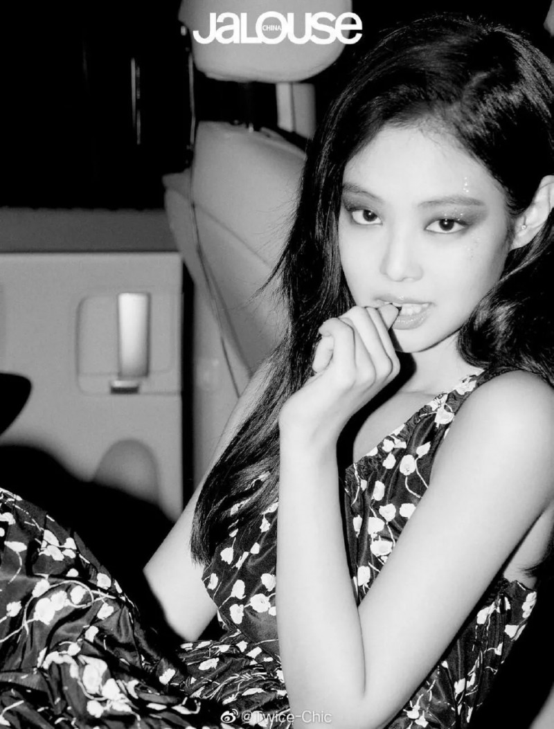 Jennie for JALOUSE. magasine. | kpopping