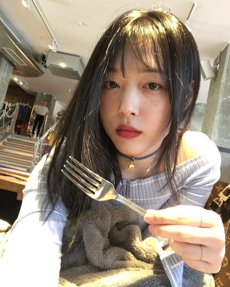 180708 Sulli Instagram update documents 9