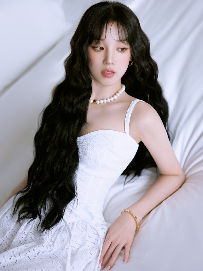 240802 - YUQI SNS Updates documents 7