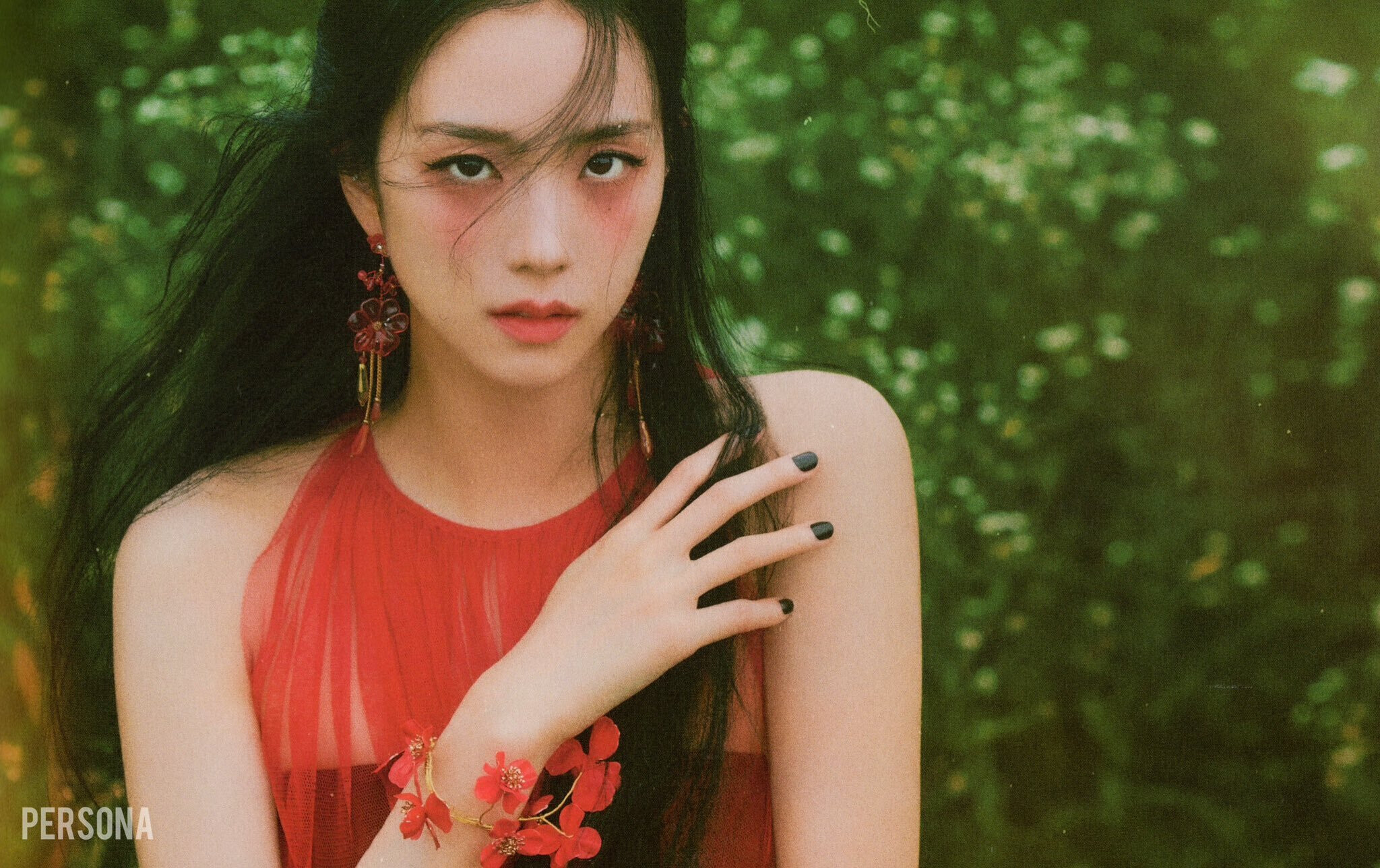 BLACKPINK Jisoo 'ME' Photobook & KIT SCANS | kpopping