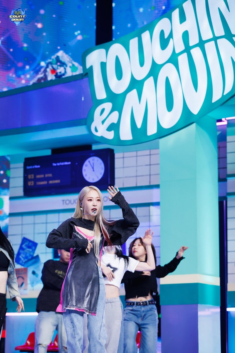 240208 Moon Byul - 'TOUCHIN&MOVIN' at M Countdown documents 16