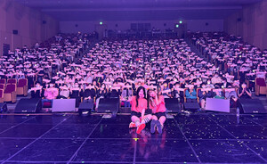 221008 Apink CHOBOM sns update - 2022 Apink CHOBOM Fanmeeting "Framily" in Seoul