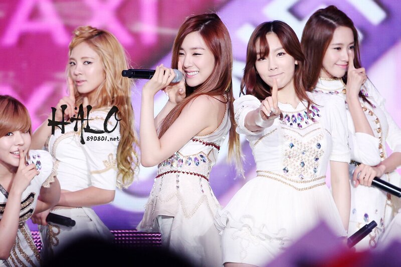 120825 Girls' Generation at China-Korea Music Festival documents 2