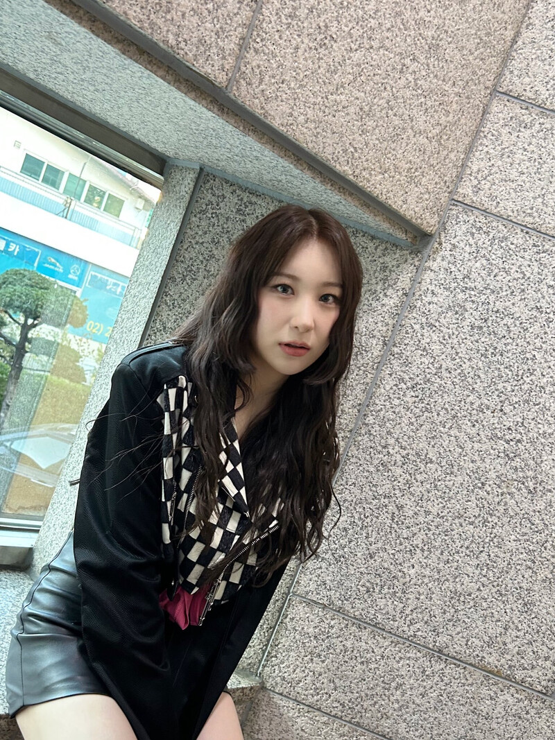 221023 Lee Chaeyeon SNS Update documents 1