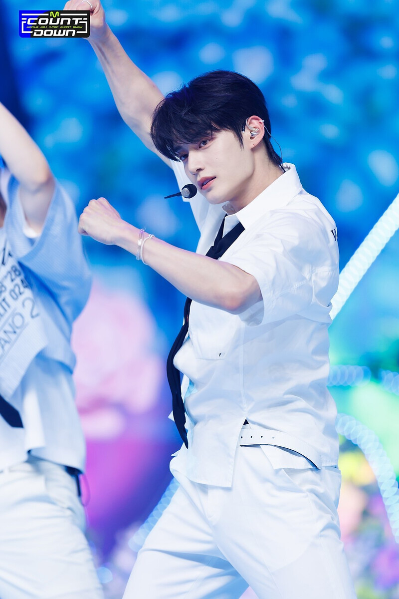 230713 ZEROBASEONE - 'In Bloom' at M COUNTDOWN documents 28