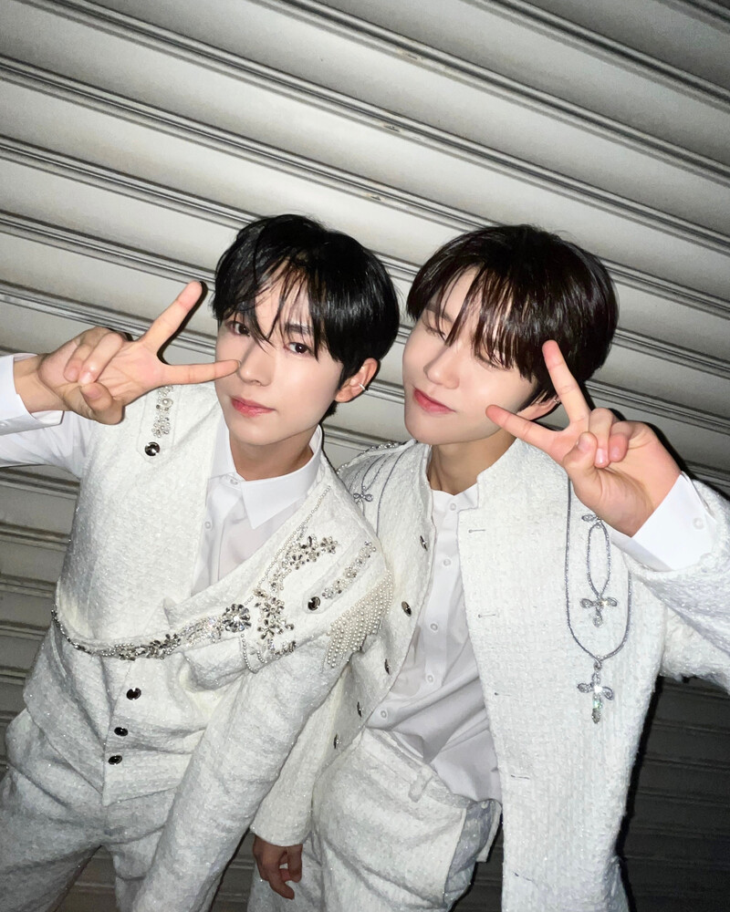 250106 NCT Wish SNS Update - Yushi and Jaehee documents 2