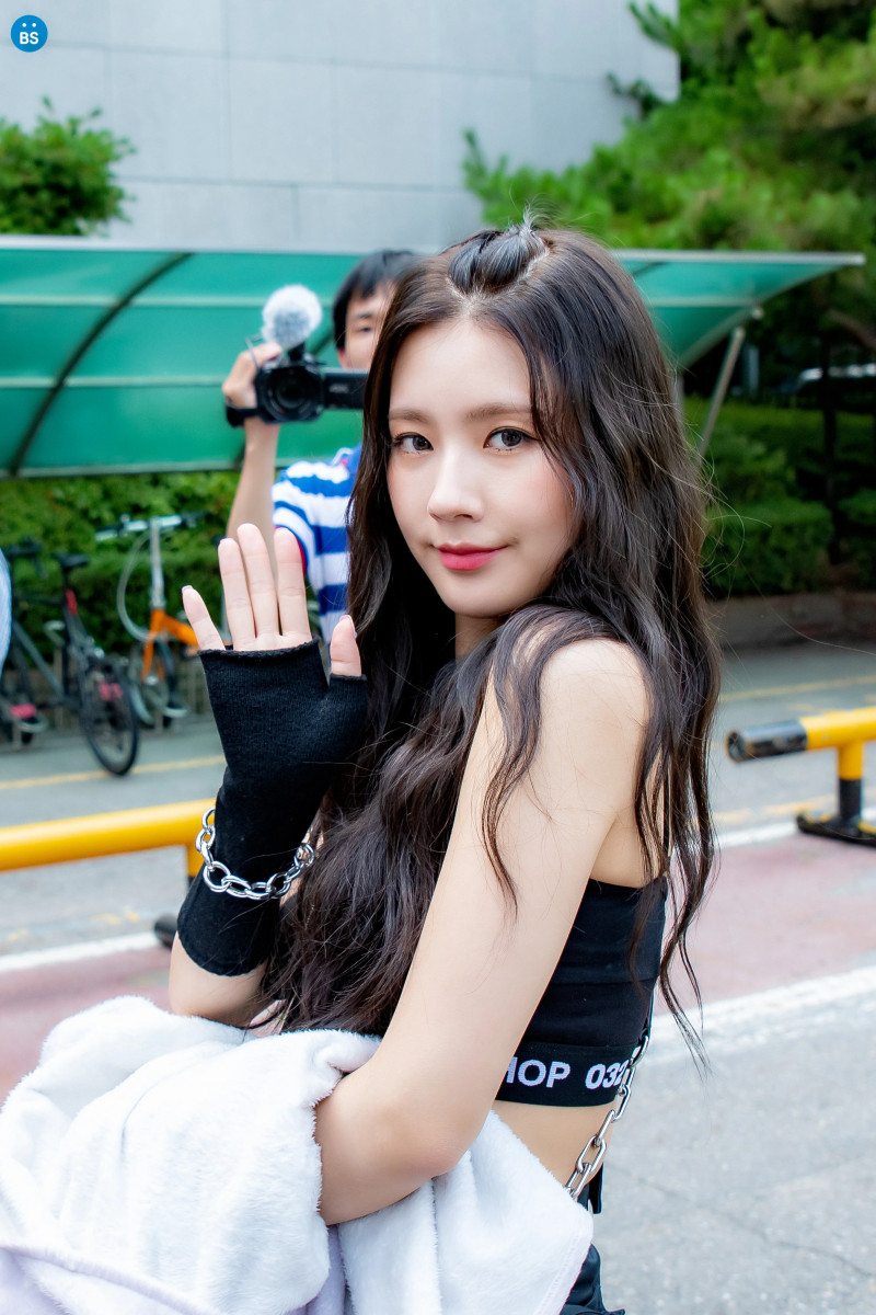 190705 (G)I-DLE Miyeon documents 6