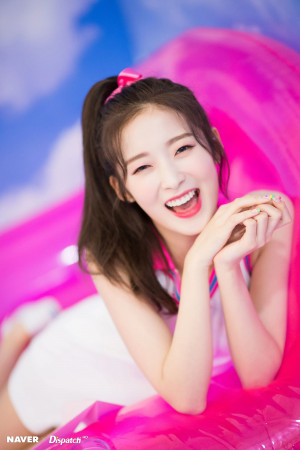 Oh My Girl Arin - "Fall in Love" jacket shooting by Naver x Dispatch