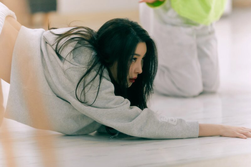 210226 ABYSS Naver Post - Sunmi 'TAIL' Album Making documents 8
