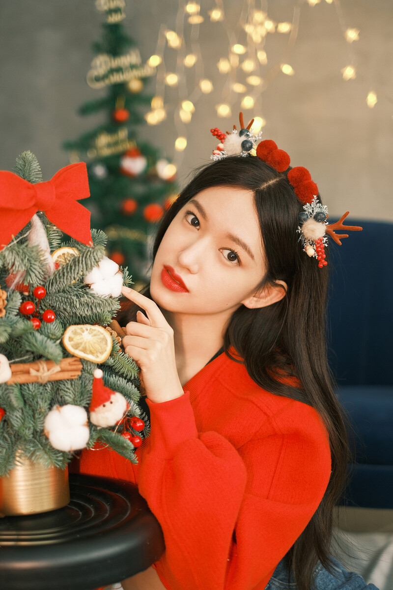 211225 Cheng Xiao Weibo Studio Update - Merry Christmas documents 3