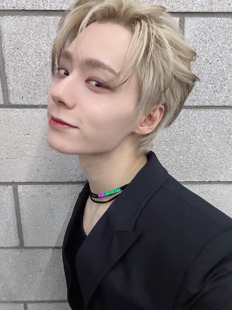 230516 The Show Twitter update with ONEUS documents 4