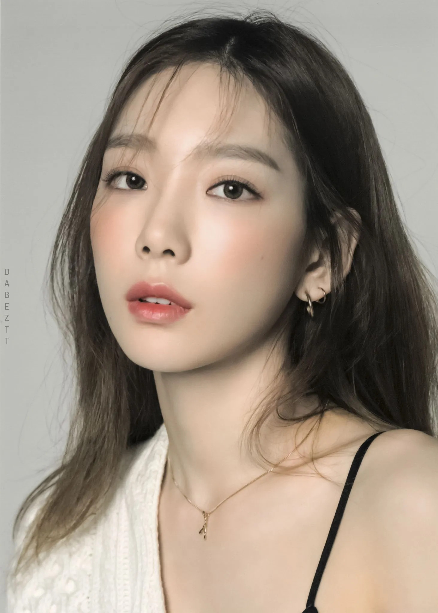 Taeyeon 'S Concert Notebook + Postcard scans | kpopping