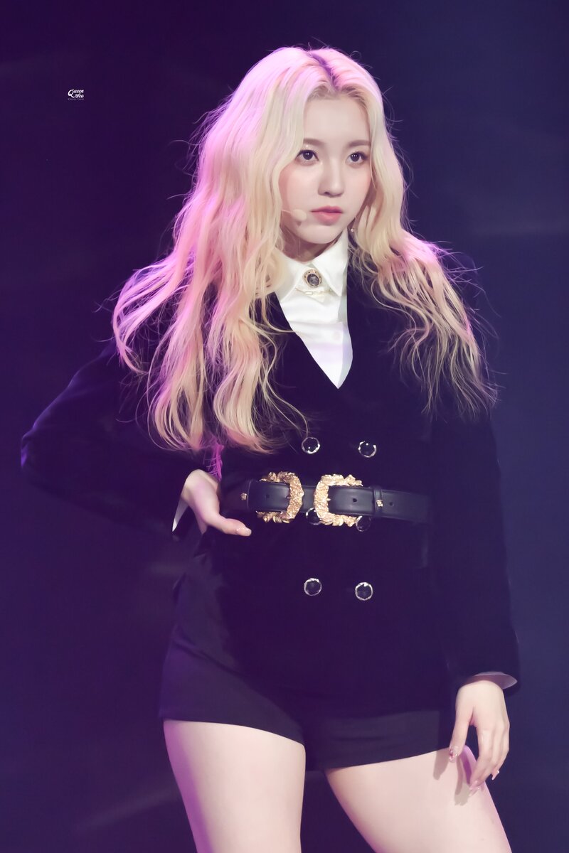 221216 Kep1er Yeseo at SBS Song Festival documents 1