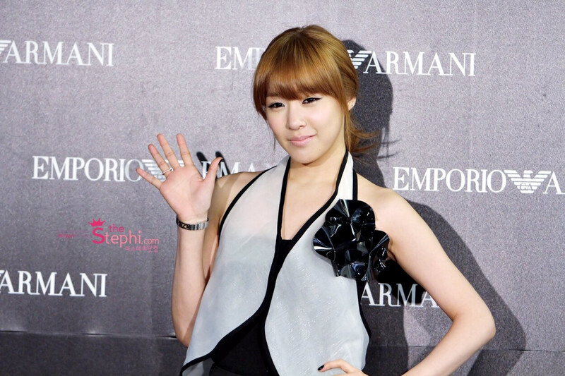 120330 Girls' Generation Tiffany at Emporio Armani Event documents 4