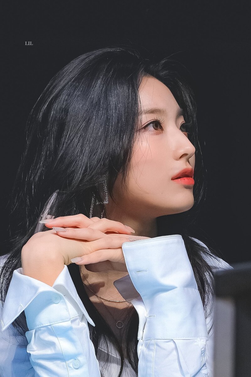 210605 fromis_9 Saerom documents 7