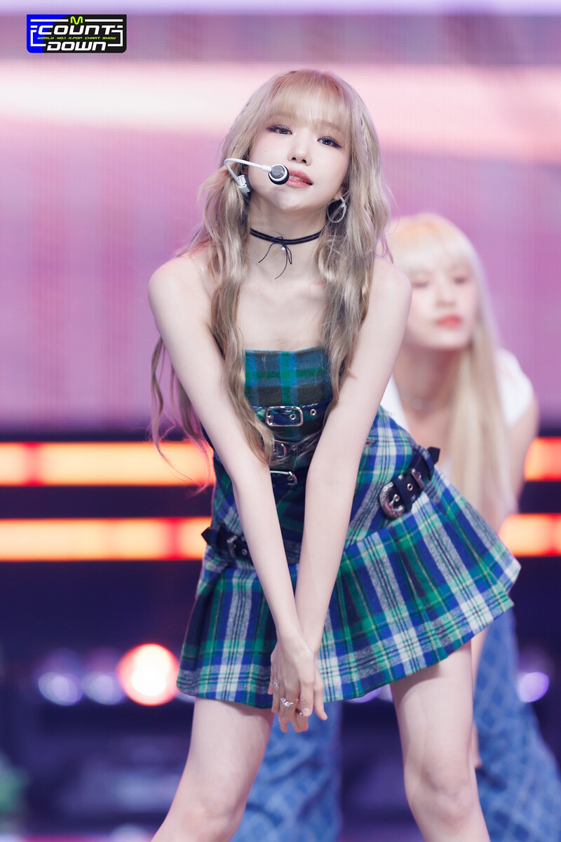 230810 JO YURI - 'TAXI' at M COUNTDOWN documents 23