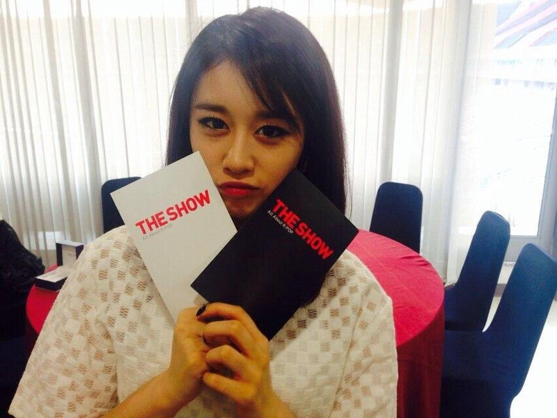 140826 THE SHOW Twitter Update - Jiyeon (T-ARA) documents 1