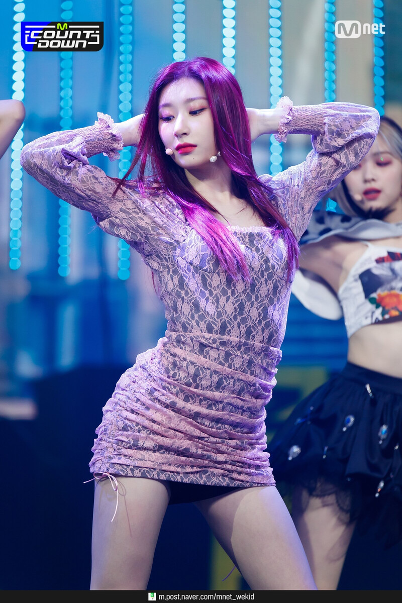 210930 ITZY - 'LOCO' at M Countdown documents 15