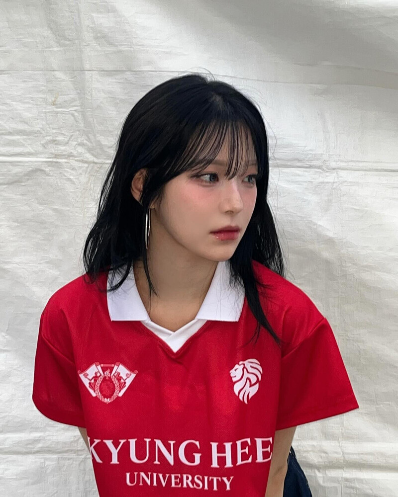 240927 fromis_9 Jiheon Instagram Update documents 10