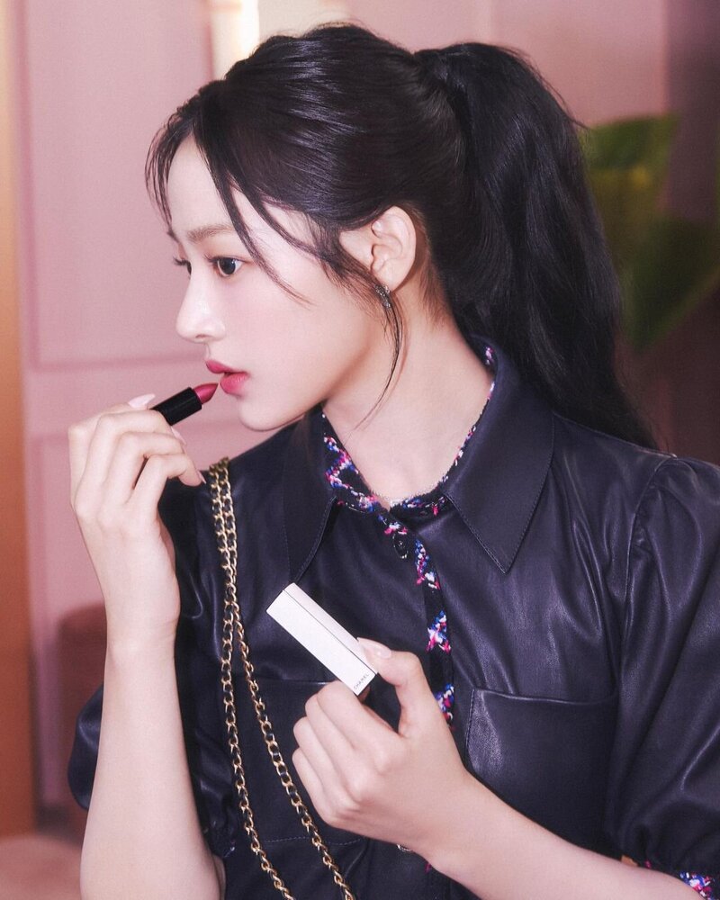 Minji at CHANEL Nuit Blanche at Seoul documents 2
