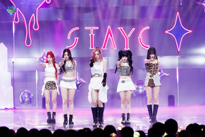 240704 STAYC - 'Cheeky Icy Thang' and '1 Thing' at M Countdown