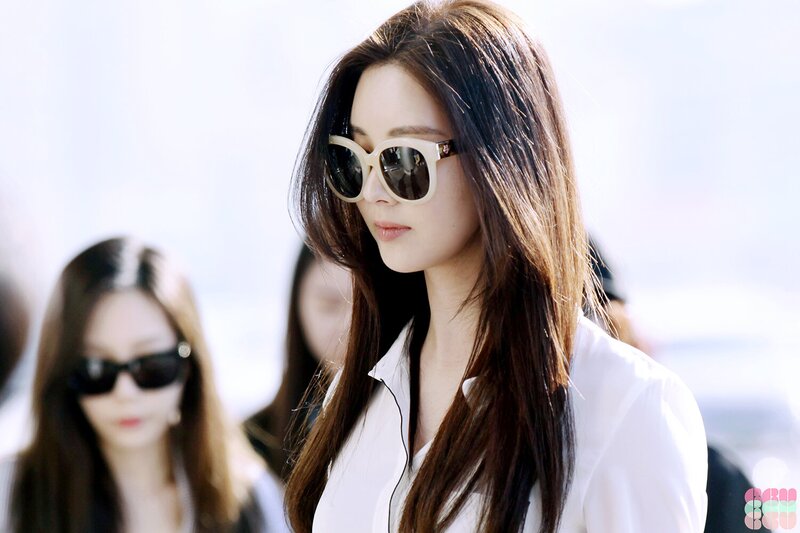 150425 Girls' Generation Seohyun at Gimpo Airport | kpopping