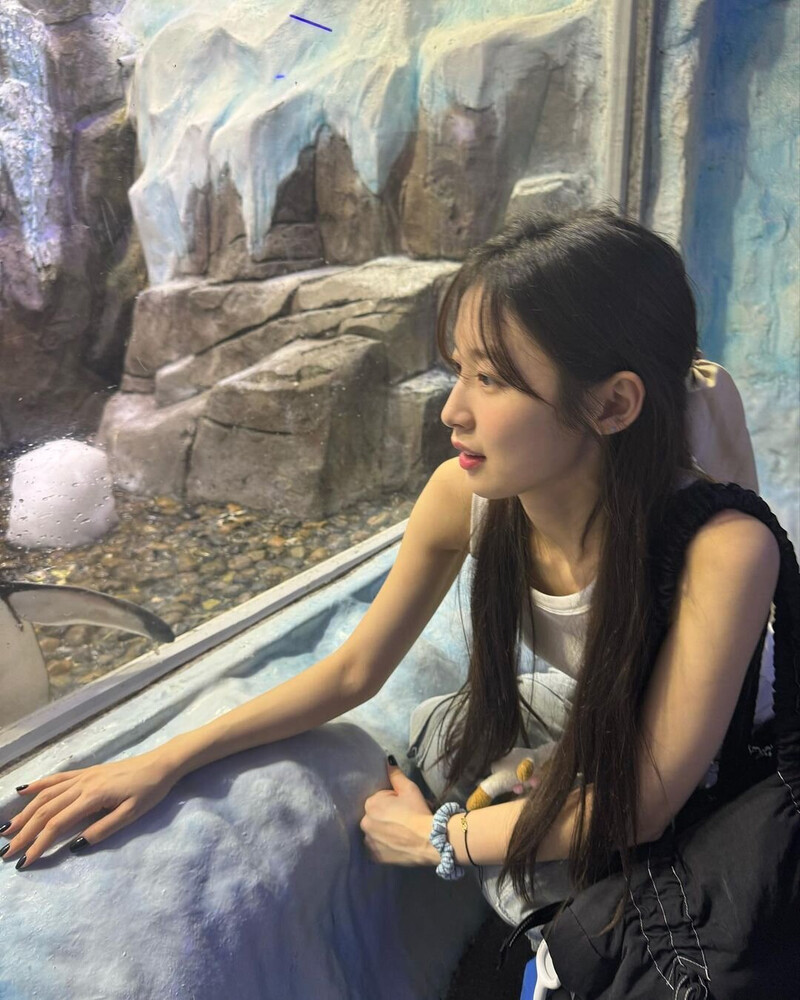 240506 OH MY GIRL Arin Instagram Update documents 5