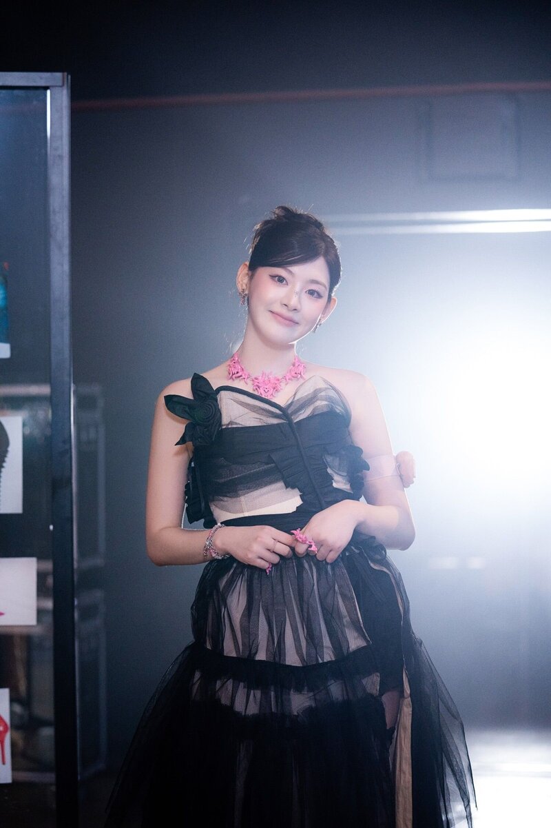 240701 STAYC - "Cheeky Icy Thang" MV Behind the Scenes Photos by Melon documents 10