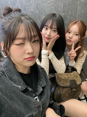 241026 - Weeekly Members Twitter Update with Park Soeun, Lee Soojin n ZOA