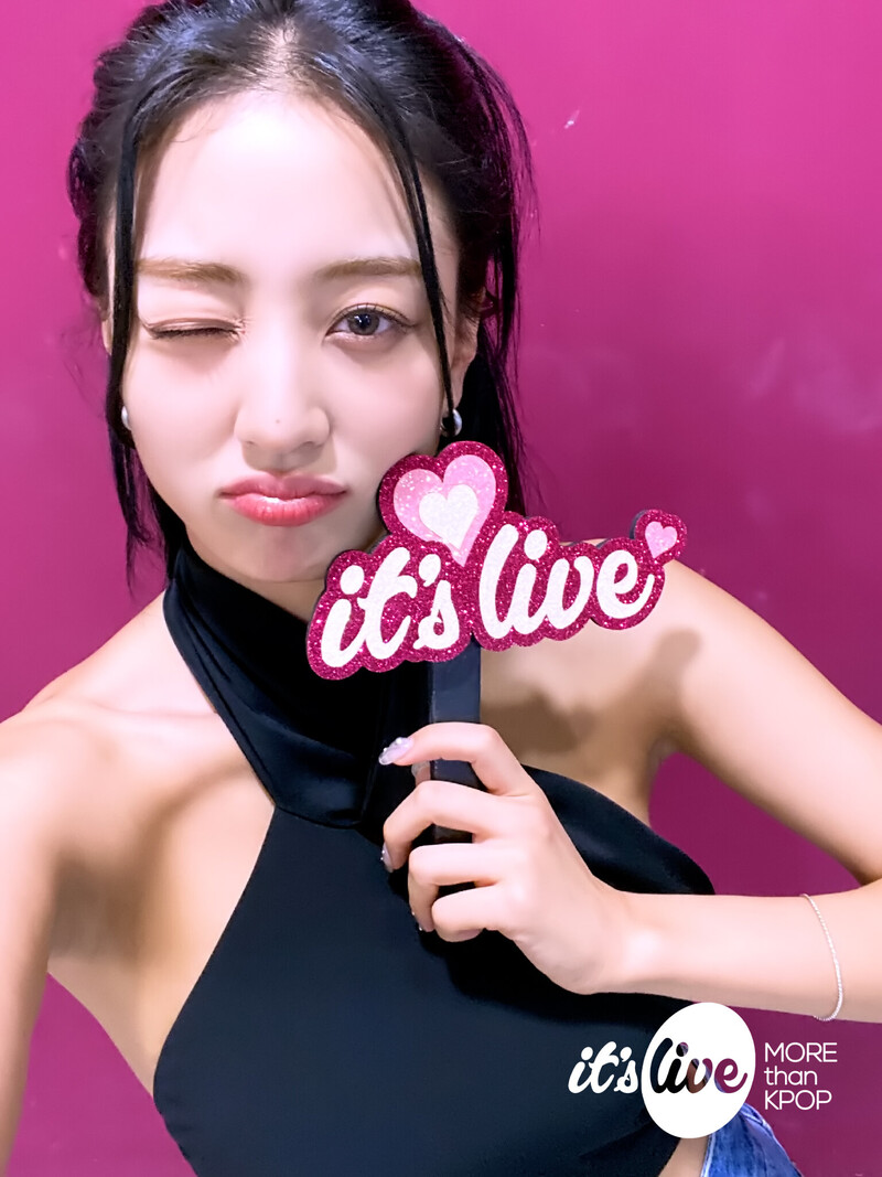 230824 - itsLIVE Twitter Update with JIHYO documents 1