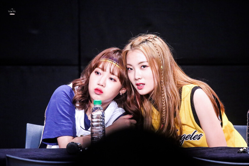 170826 Weki Meki at Gangnam 'WEME' Fansign documents 1