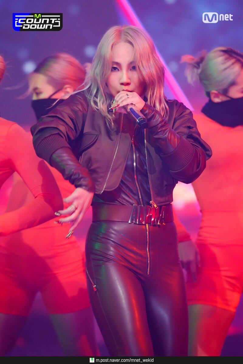 210826 CL Performing "SPICY" at M Countdown | Naver Update documents 19