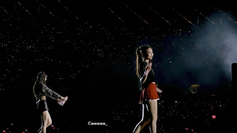 230318 BLACKPINK Jennie - 'BORN PINK' Concert in Kaohsiung Day 1 documents 3
