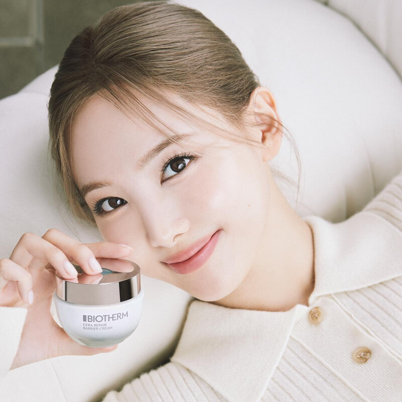 TWICE Nayeon x Biotherm Korea 2022 documents 1