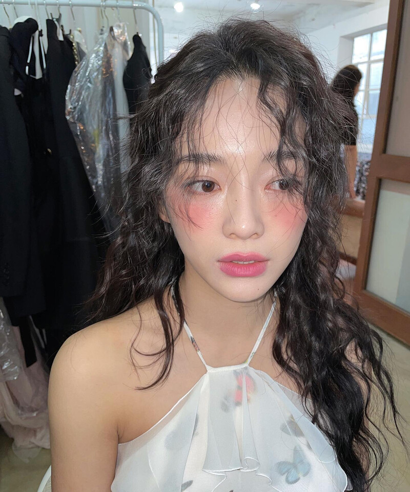 210610 Sejeong Instagram Update documents 2