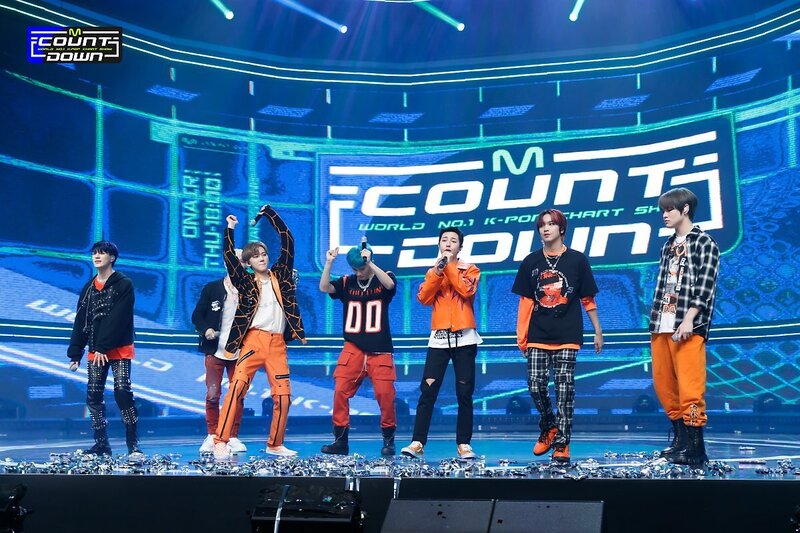 220407 NCT DREAM- 'GLITCH MODE' at M COUNTDOWN documents 15