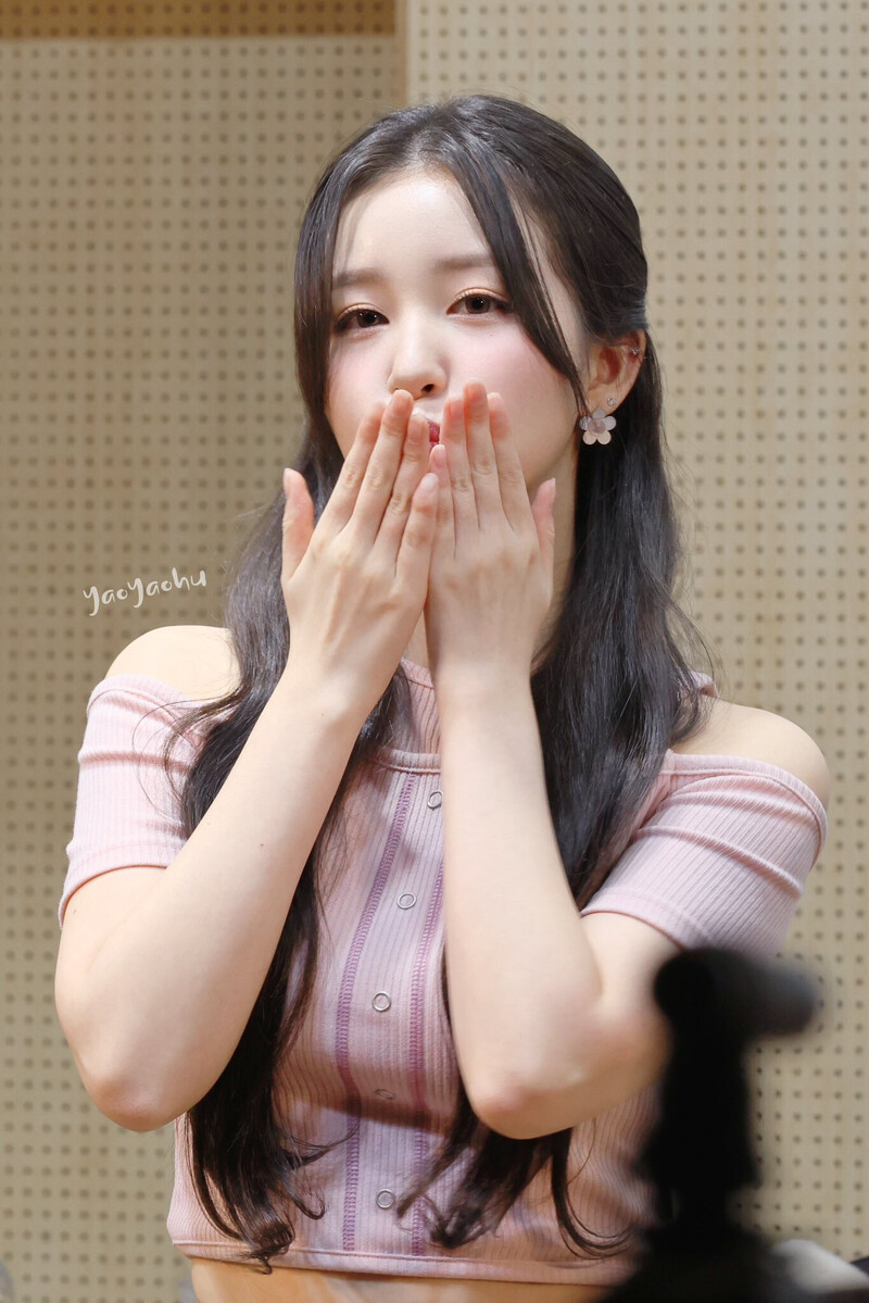 241012 WOOAH SORA at fansign event documents 2