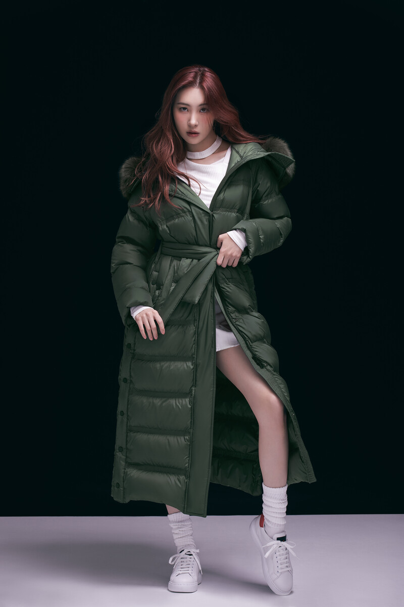 Sunmi for PEUTEREY FW 2022 Collection documents 3