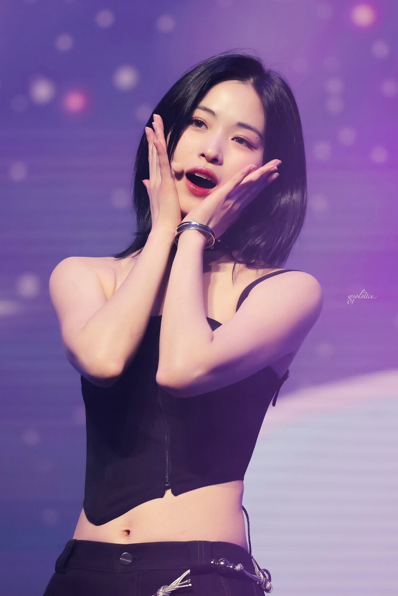 230617 ITZY Ryujin - Lotte Duty Free Family Concert | kpopping