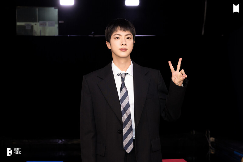 진 (Jin) ‘달려라 석진’ Photo Sketch documents 2