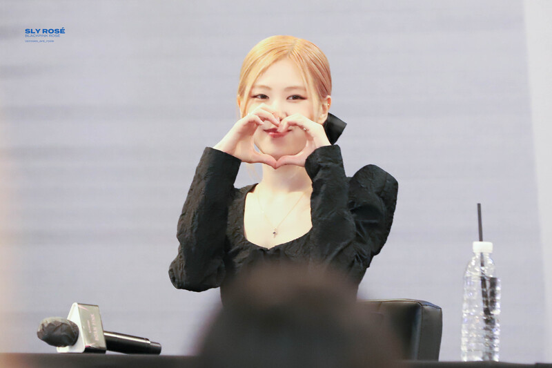 220925 BLACKPINK Rosé - Fansign Event documents 9