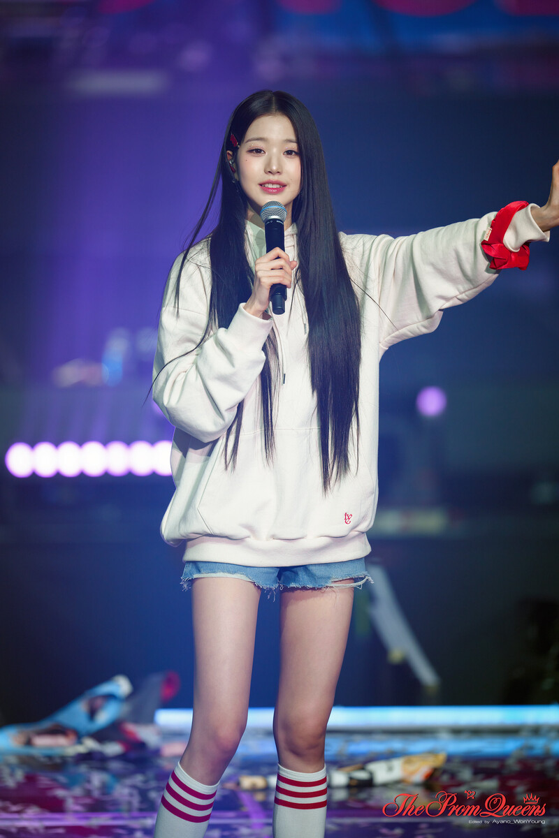 230212 IVE Wonyoung - The First Fan Concert 'The Prom Queens' Day 2 documents 4