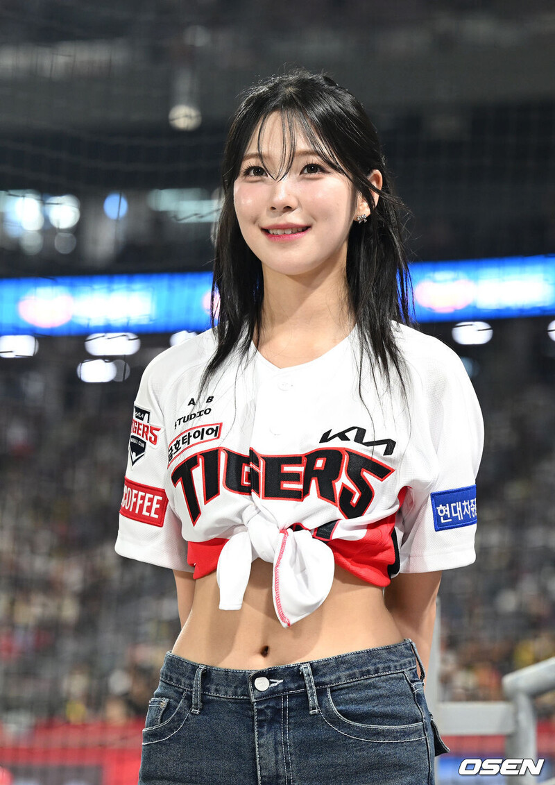 240806 fromis_9 Jiheon - 2024 Shinhan Bank KBO League documents 2