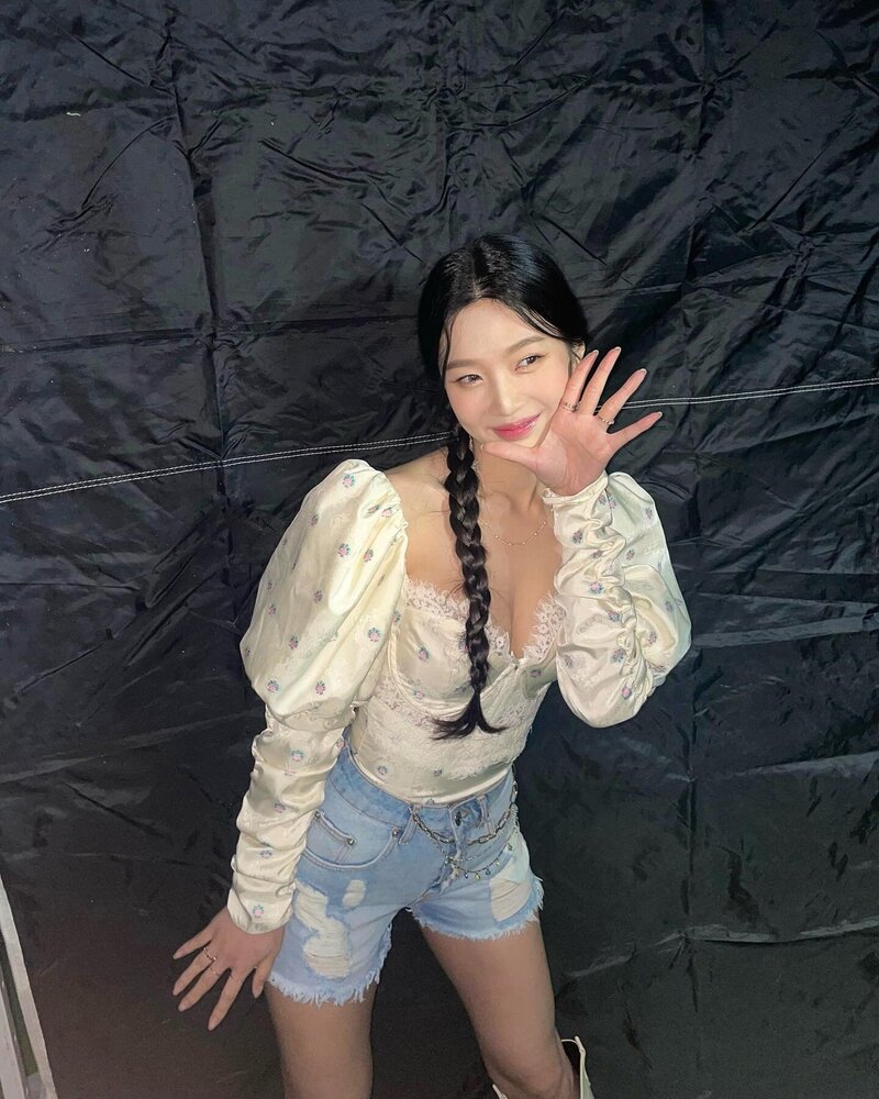 211226 Red Velvet Joy Instagram Update documents 9